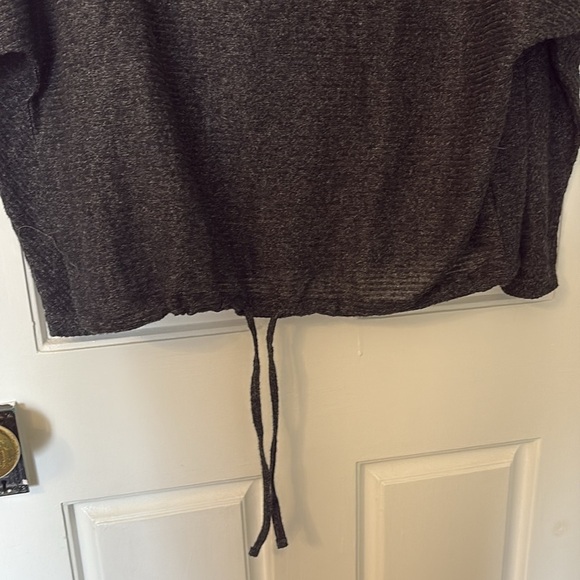 Reitmans Lightweight Top - Picture 3 of 4